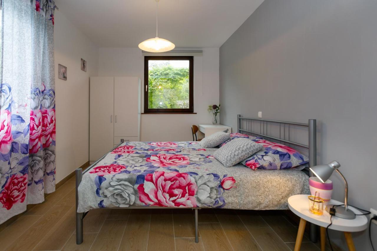 Vacation Home Daniela Zgaljic Buitenkant foto